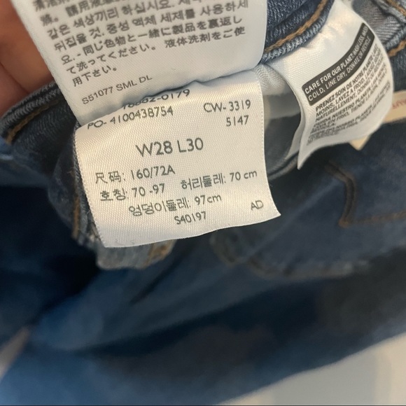 Levi’s 721 High Rise Skinny Blue Medium Wash Skinny Jean Size 28 - Picture 9 of 11